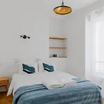 Paris Center Colisée residence